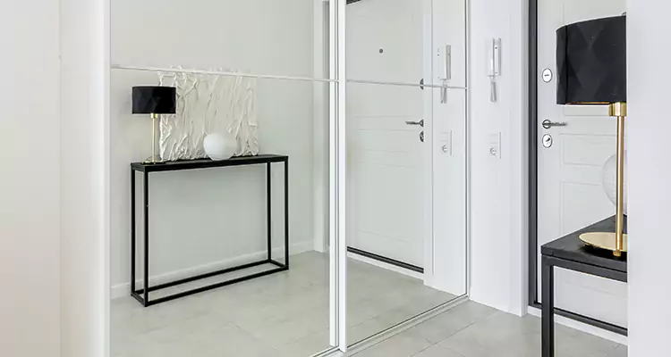 Mirrored Bifold Closet Doors Repair in Jacksonville, FL