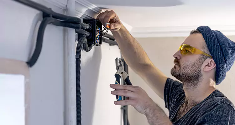 Garage Door Opener Cable Repair in Jacksonville, FL