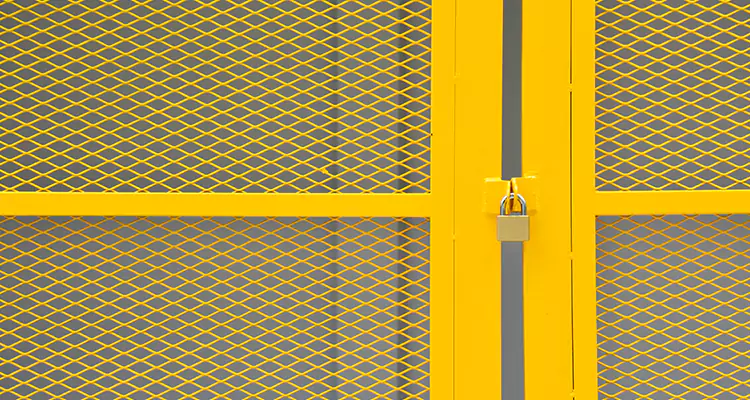 Steel Mesh Screen Door Repair in Jacksonville, FL