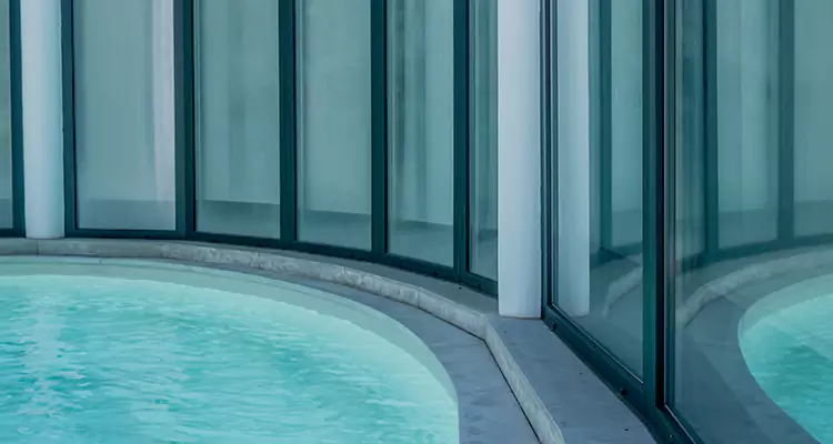 Repair Polyester Screen for Pool Enclosure in Jacksonville, FL