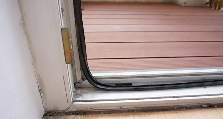 Why Choose Us for Leaking Sliding Glass Door Repair in Jacksonville, FL?