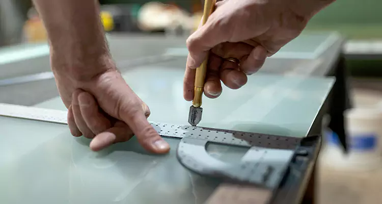 Glass Scratch Repair in Jacksonville, FL