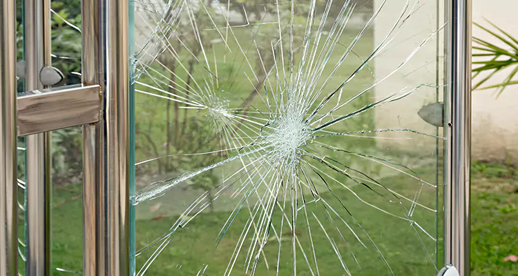 Frameless Glass Door Repair at Home in Jacksonville, FL