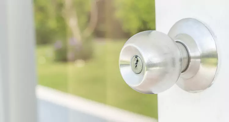 Patio Door Mechanism Jammed in Jacksonville, FL