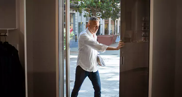 Reliable Pella Patio Door Repair Services for Opening Issues in Jacksonville, FL