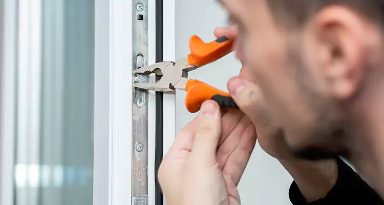 Patio Door Latch Repair in Jacksonville, FL