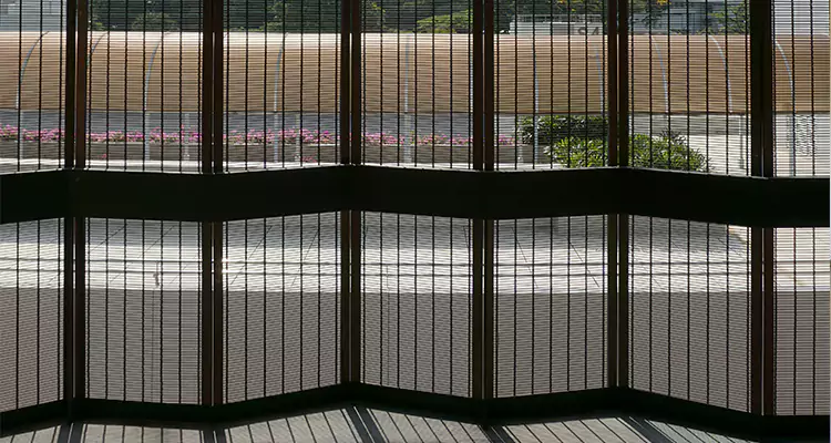 Front Screen Door Repair in Jacksonville, FL